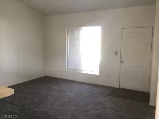 Photo #2: 2224678 Listing 