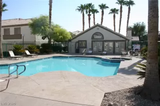 Photo #3: 2224690 Listing