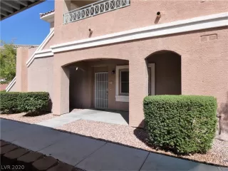 Photo #1: 2224703 Listing