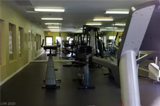 Photo #4: 2224719 Listing