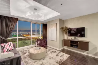 Photo #2: 2224726 Listing 