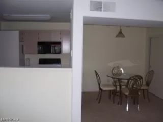 Photo #3: 2224783 Listing