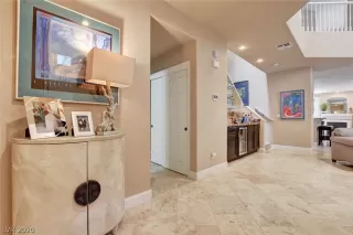 Photo #3: 2224996 Listing 