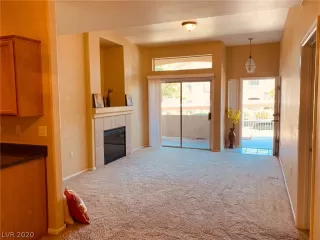 Photo #2: 2225019 Listing