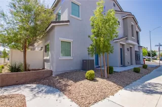 Photo #1: 2225127 Listing