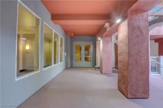 Photo #4: 2225150 Listing