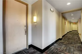 Photo #5: 2225150 Listing