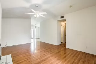 Photo #5: 2225217 Listing