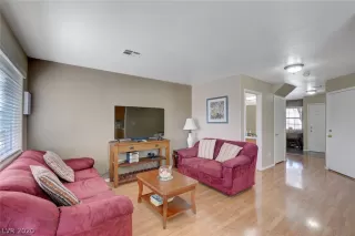 Photo #4: 2225218 Listing