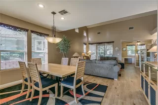 Photo #1: 2225264 Listing