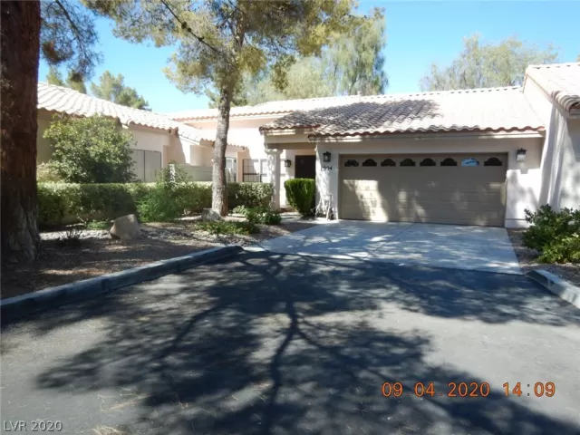 MLS: 2225281 Condo For Sale