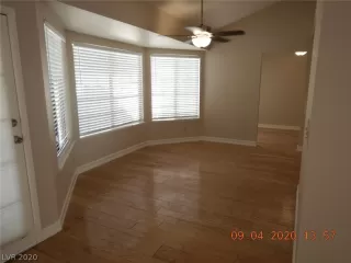 Photo #6: 2225281 Listing 