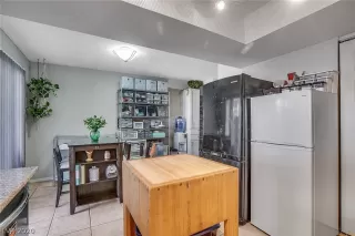 Photo #5: 2225313 Listing