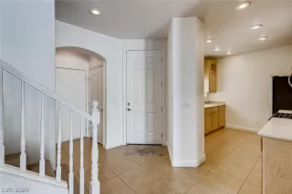 Photo #4: 2225325 Listing 