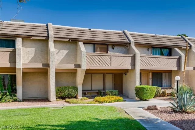 MLS: 2225327 Condo For Sale