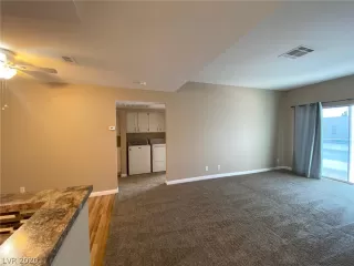 Photo #5: 2225333 Listing