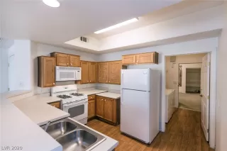 Photo #4: 2225348 Listing 