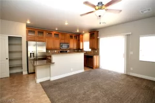 Photo #4: 2225402 Listing 