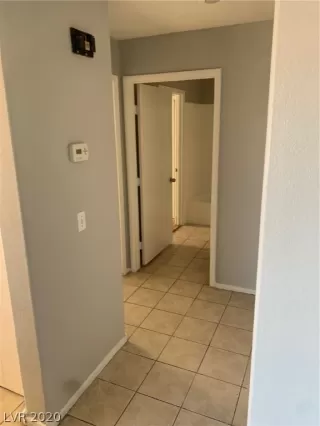 Photo #3: 2225428 Listing