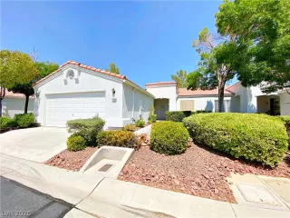 Photo #1: 2225448 Listing 