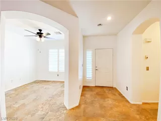 Photo #4: 2225448 Listing 