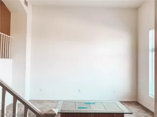 Photo #3: 2225457 Listing