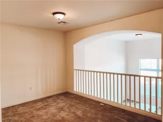 Photo #5: 2225457 Listing