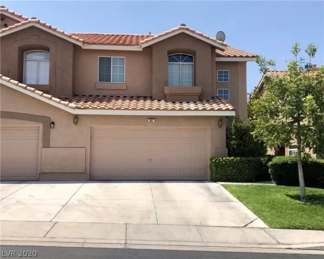 MLS: 2225464 Condo For Sale