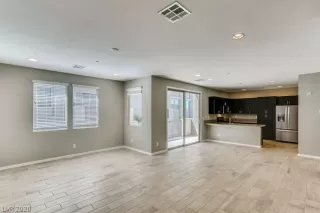 Photo #1: 2225515 Listing 