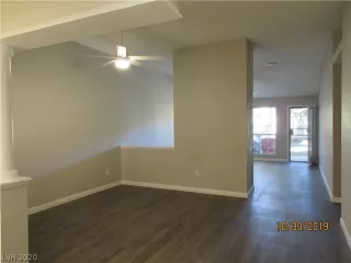 Photo #6: 2225524 Listing