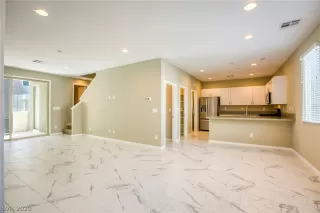 Photo #6: 2225529 Listing