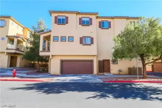 Photo #1: 2225589 Listing 