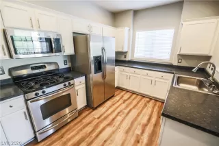 Photo #3: 2225589 Listing 