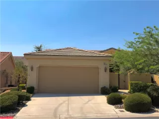 Photo #1: 2225593 Listing