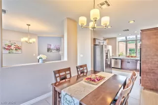 Photo #4: 2225596 Listing 