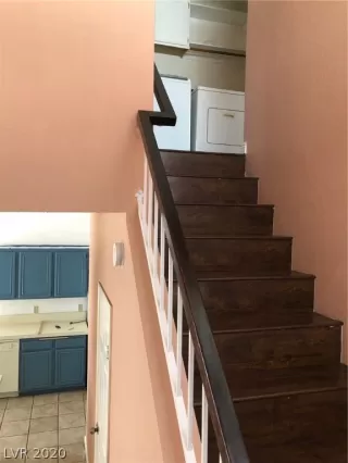 Photo #6: 2225644 Listing