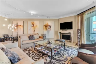 Photo #5: 2225648 Listing