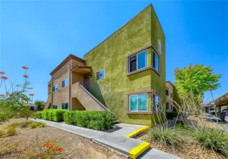 Photo #3: 2225778 Listing