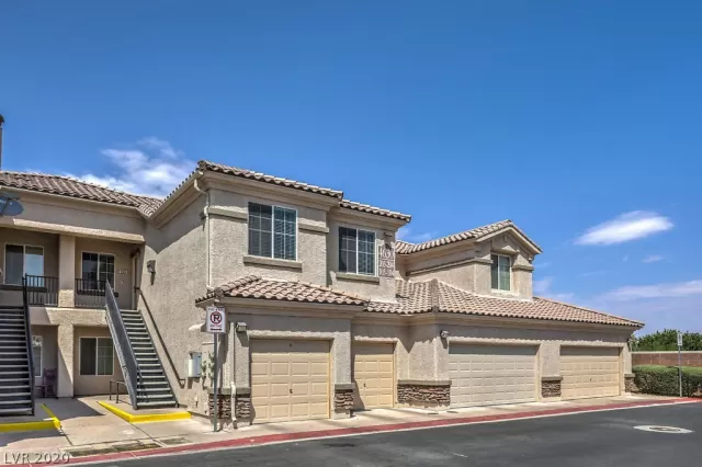 MLS: 2225784 Condo For Sale