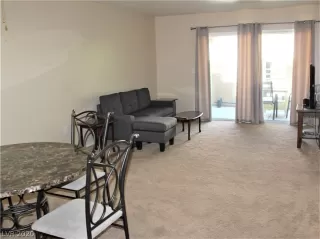 Photo #6: 2225839 Listing