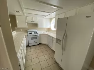 Photo #4: 2225864 Listing 