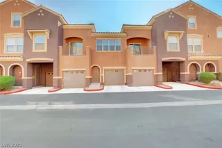 Photo #3: 2225870 Listing