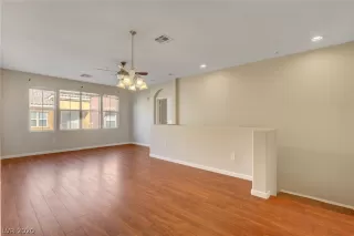 Photo #6: 2225870 Listing