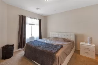 Photo #5: 2225886 Listing