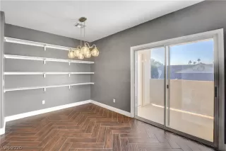 Photo #6: 2225908 Listing