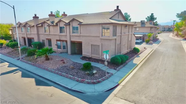 MLS: 2225934 Condo For Sale