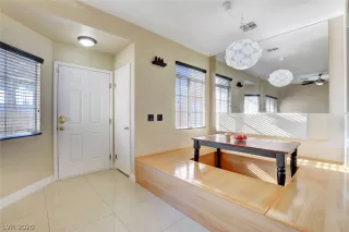 Photo #6: 2225970 Listing