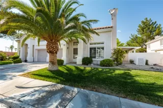 Photo #2: 2225979 Listing 