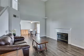 Photo #5: 2225979 Listing 