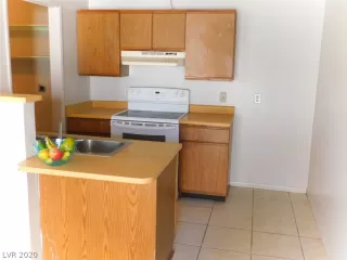 Photo #1: 2225987 Listing